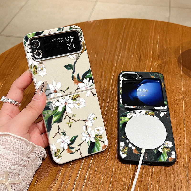 White Flowers Branches Case For Samsung Galaxy Z Flip6 Flip5 Flip4 Magnetic For Magsafe Folding Cover For Samsung Z Flip 6 5 4 3