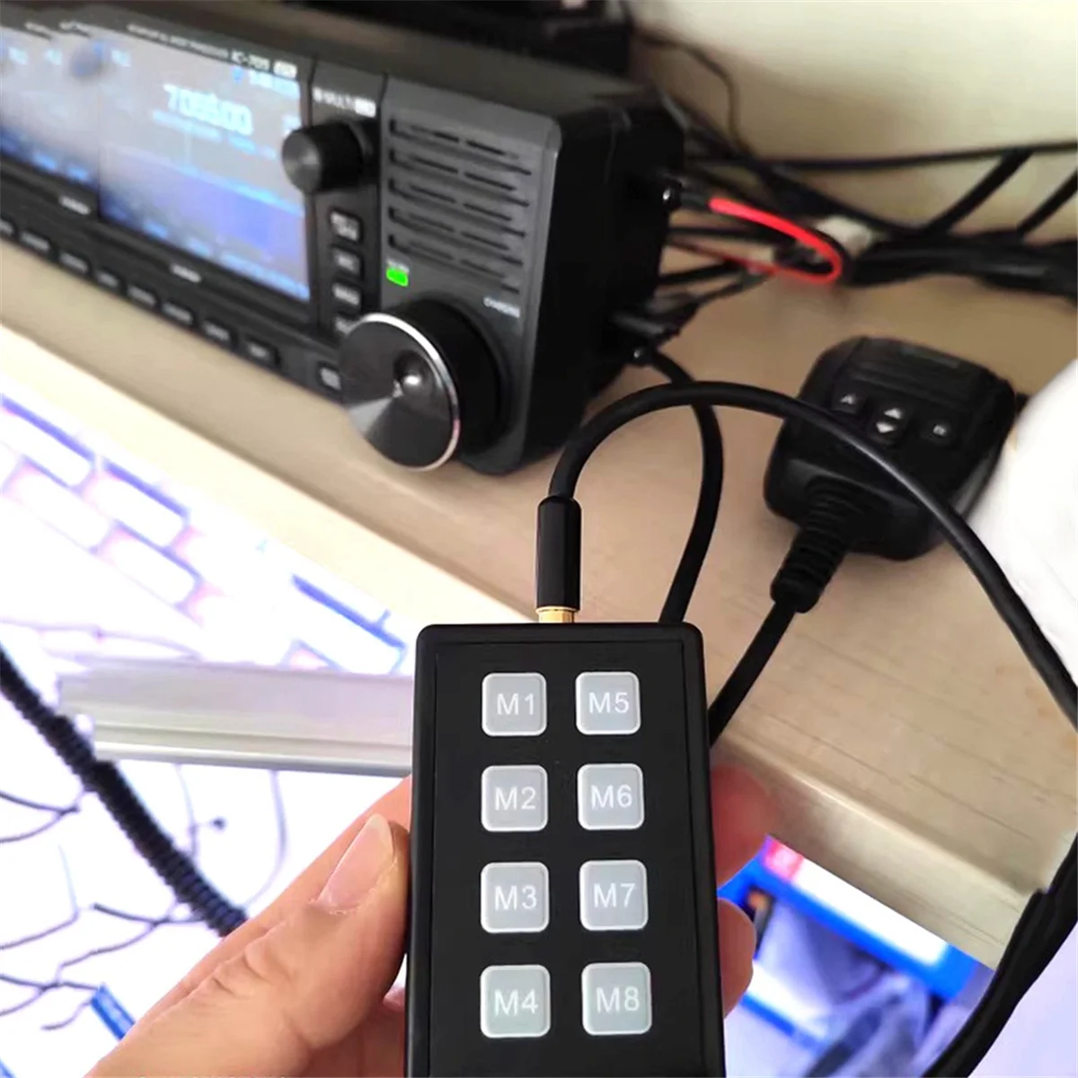 

A002 Remote Control Keyboard for IC-705 IC-7600 IC-7610 IC-7300 IC-9700 ICOM Transceivers External Keypad