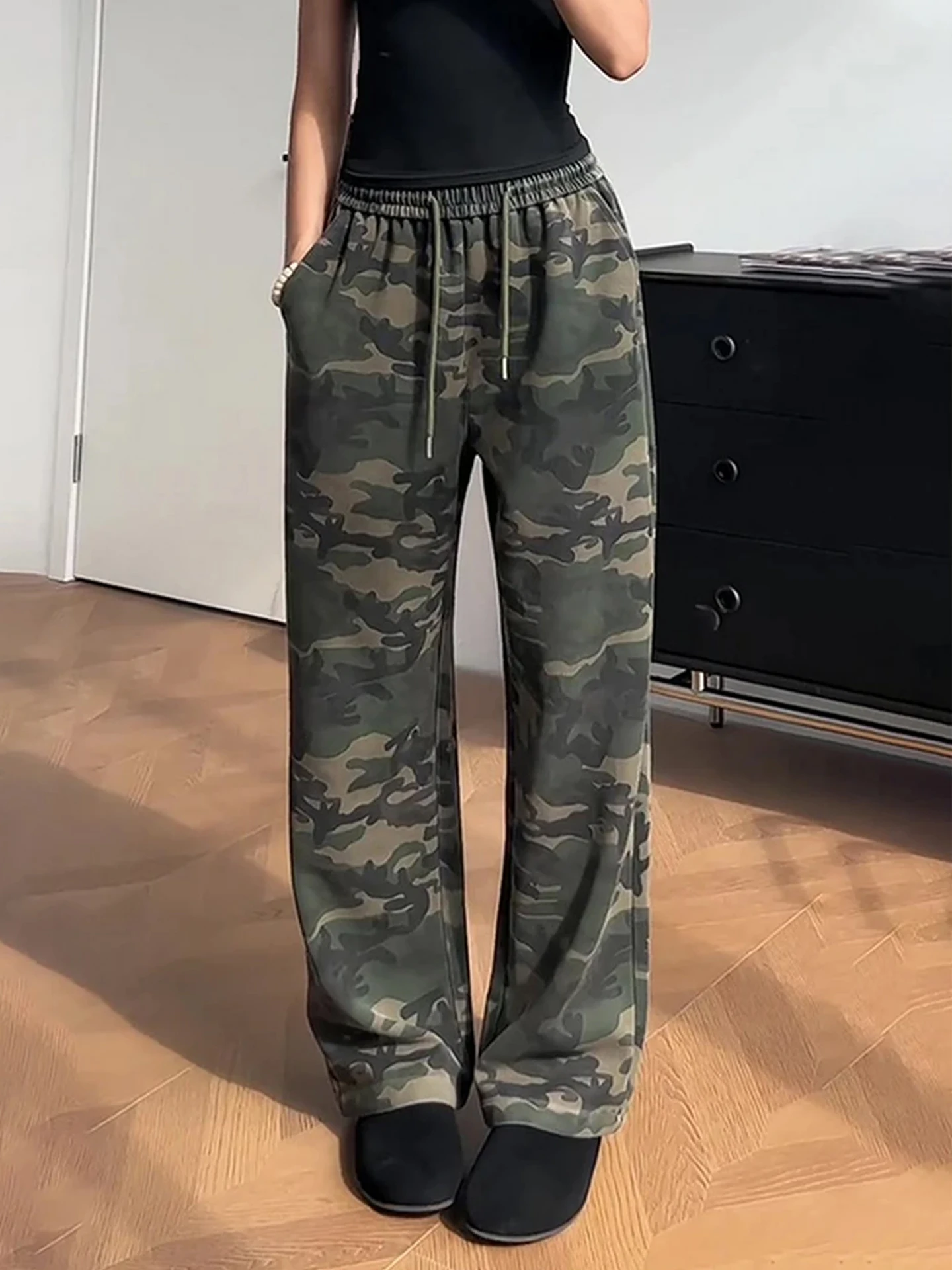 

American Retro Camouflage Sweatpants Men's High Waist Drape Straight Leg Sports Pants Autumn High Street Waed Knife