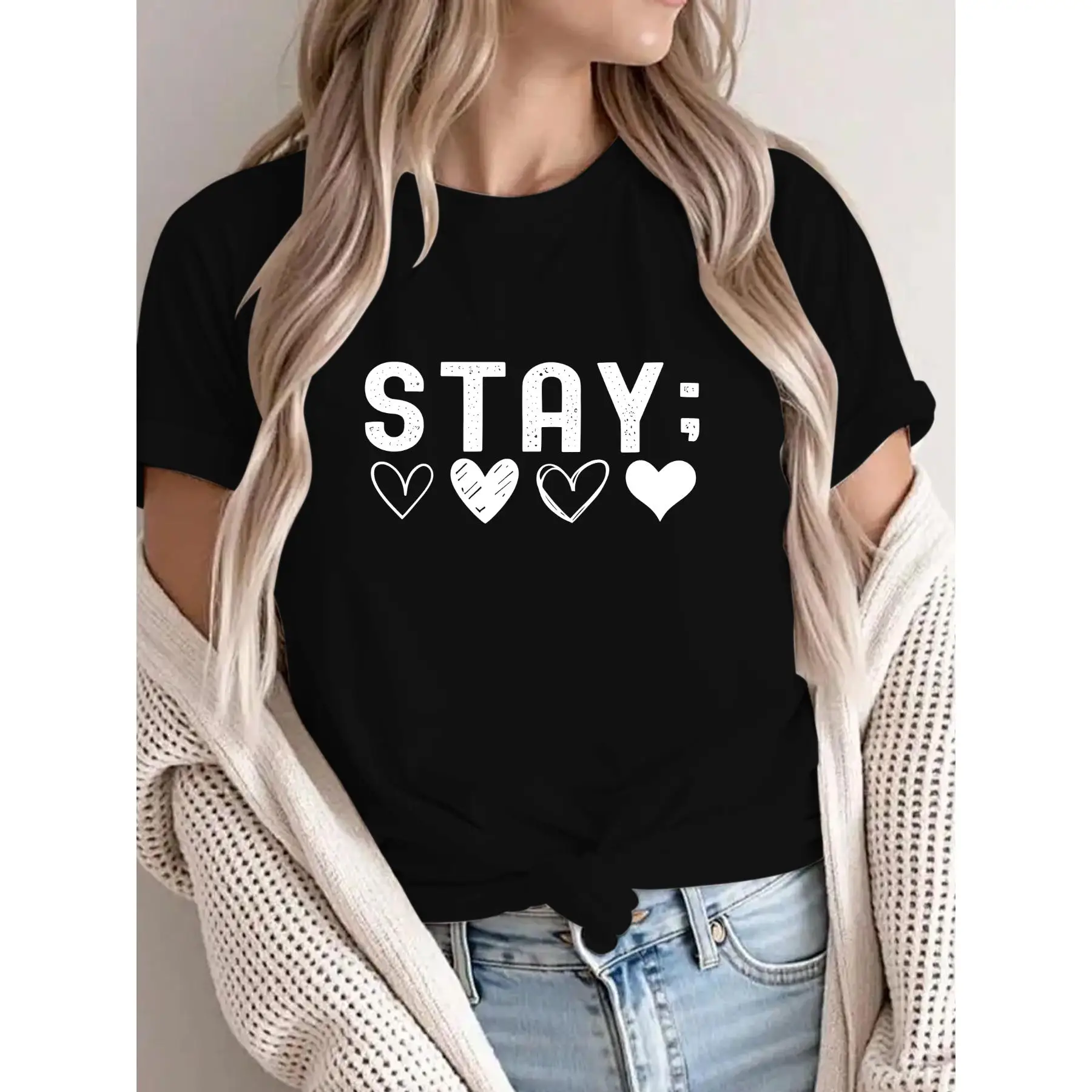 

T - Shirt with Inspiring "STAY:" and Heart Symbols for a Chic Look