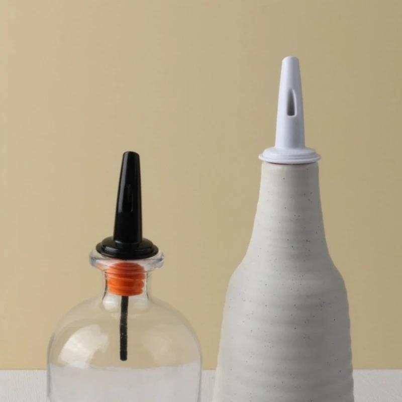 

100pcs Plastic Wine Bottle Pourer Stopper Stainless Steel Wine Liquor Spirit Pourer Free Flow Spout Stopper Bar Tool