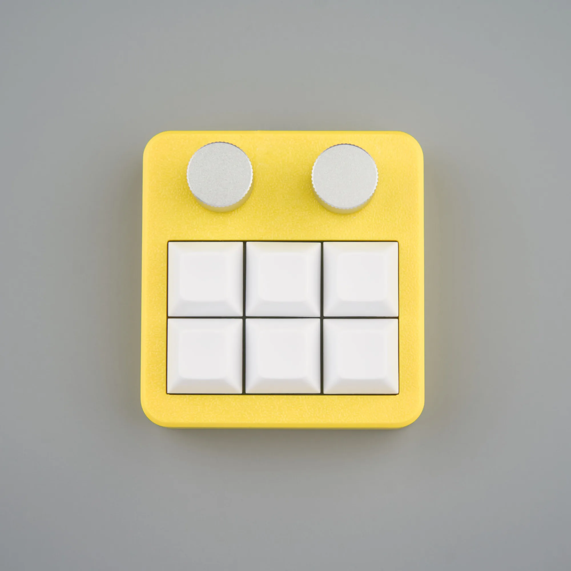 Mechanical custom keypad control programming for film and television editing
