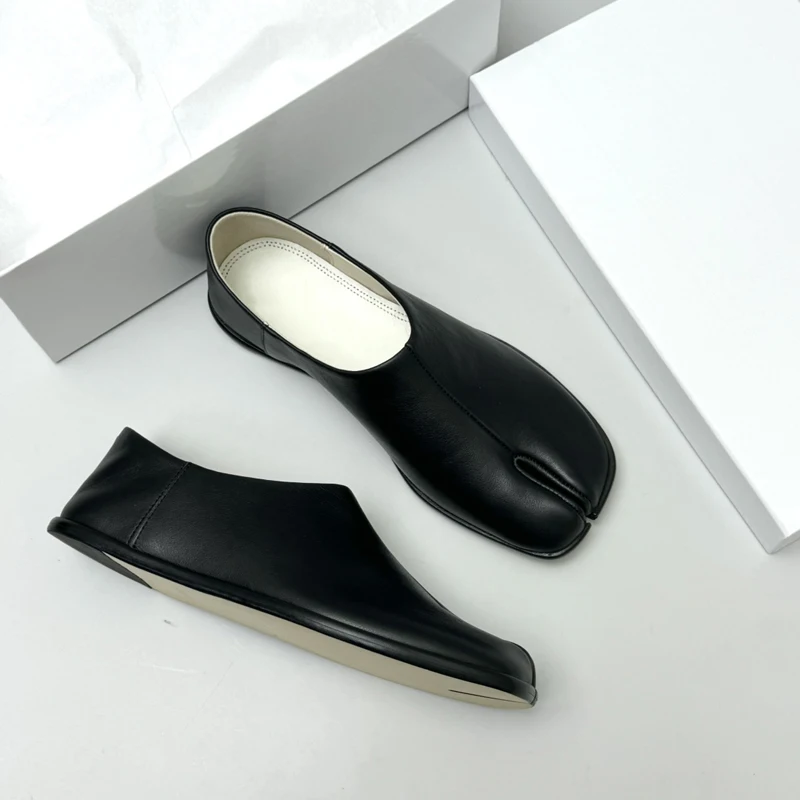 Classic Low Heel Slip On Loafers Flat Women Shoes New Arrival Split Toe Shoes High Quality Real Leather Mary Jane Platform Shoes