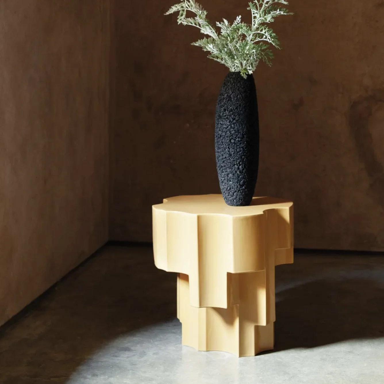 Italy imported sculpture cement ceramic, glazed cedar wood coffee edge