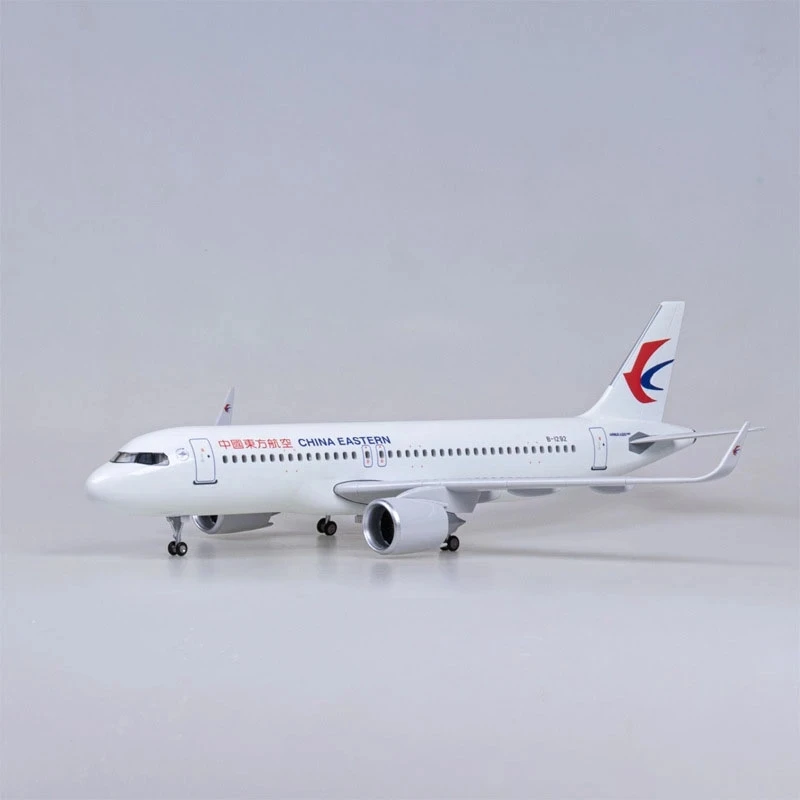 

47cm Model Airplanes A320neo China Eastern Airways 1/80 Scale Resin Toy Planes Diecast Display With Lamp & Stand Children Gifts