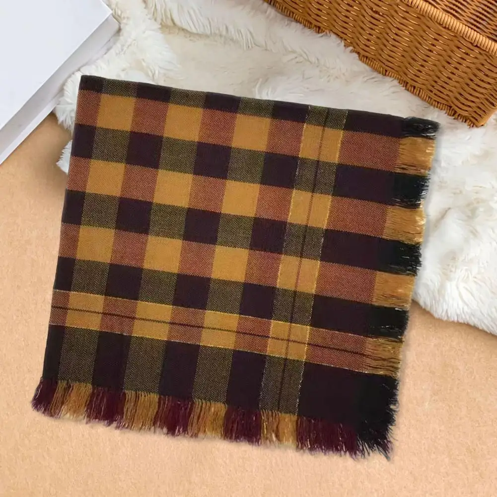 Foulard multifunzionale Sciarpa quadrata in lana con motivo scozzese con decorazione nappa per donna Foulard lavorato a maglia per abbigliamento da esterno
