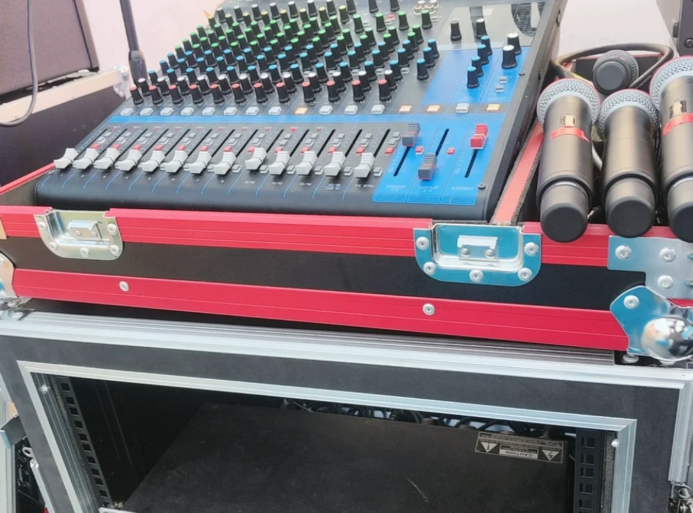 Customizable Audio Lighting Console Flight Case 12/16 Channel Sound Art Cabinet Shelf