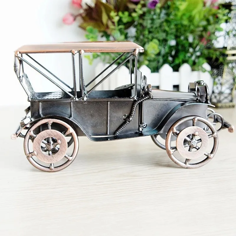 Handmade Silvery Grey or Red Bronze Old Car Restore Car Figurine Retro Model Metal Vintage Car Vehicle Model Boy Gift Home Decor