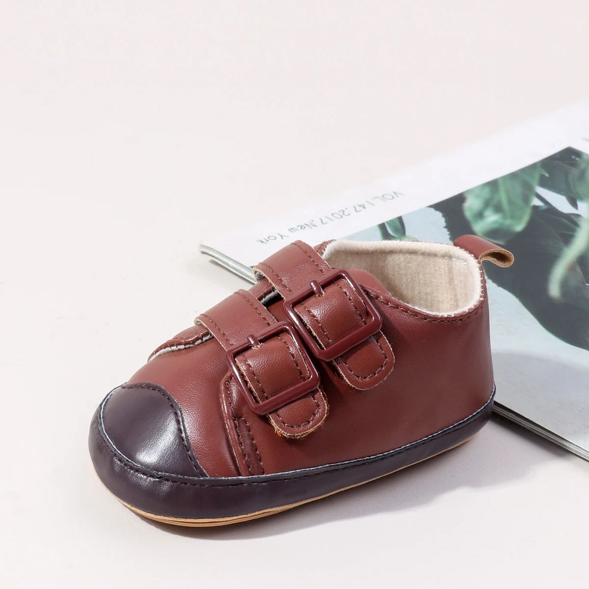 

2025 г., хит продаж, весенне-осенняя детская обувь унисекс для предварительной ходьбы, повседневные спортивные кроссовки для мальчиков и девочек на мягкой подошве