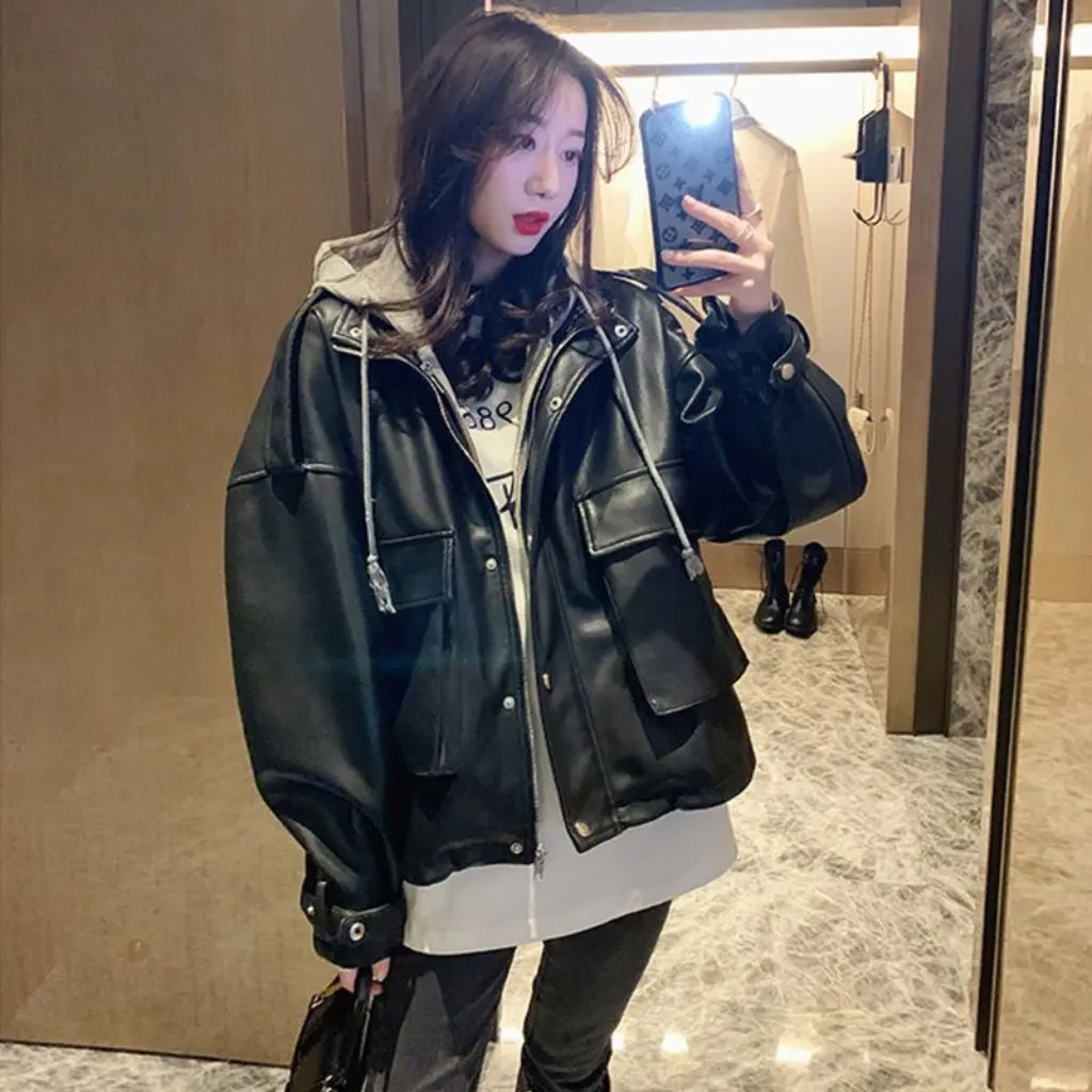 Jaqueta de couro PU preta feminina forrada de lã estilo motociclista curto primavera outono moda conjunto de duas peças