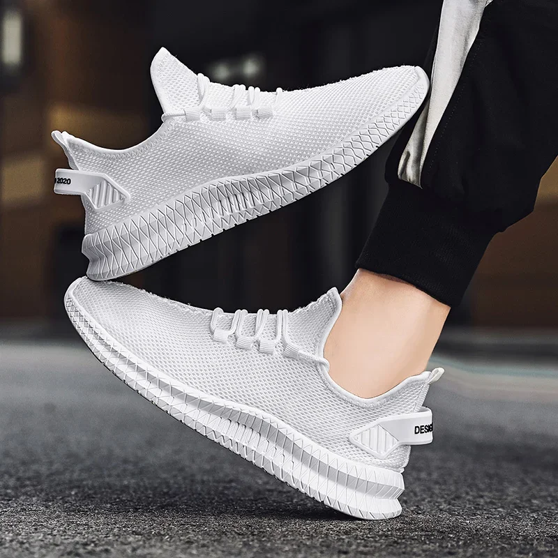 39-47 Ademende loopschoenen voor heren Lichtgewicht vrijetijdsschoenen voor heren Flexibele mannelijke gevulkaniseerde schoenen Platform antislip sneakers