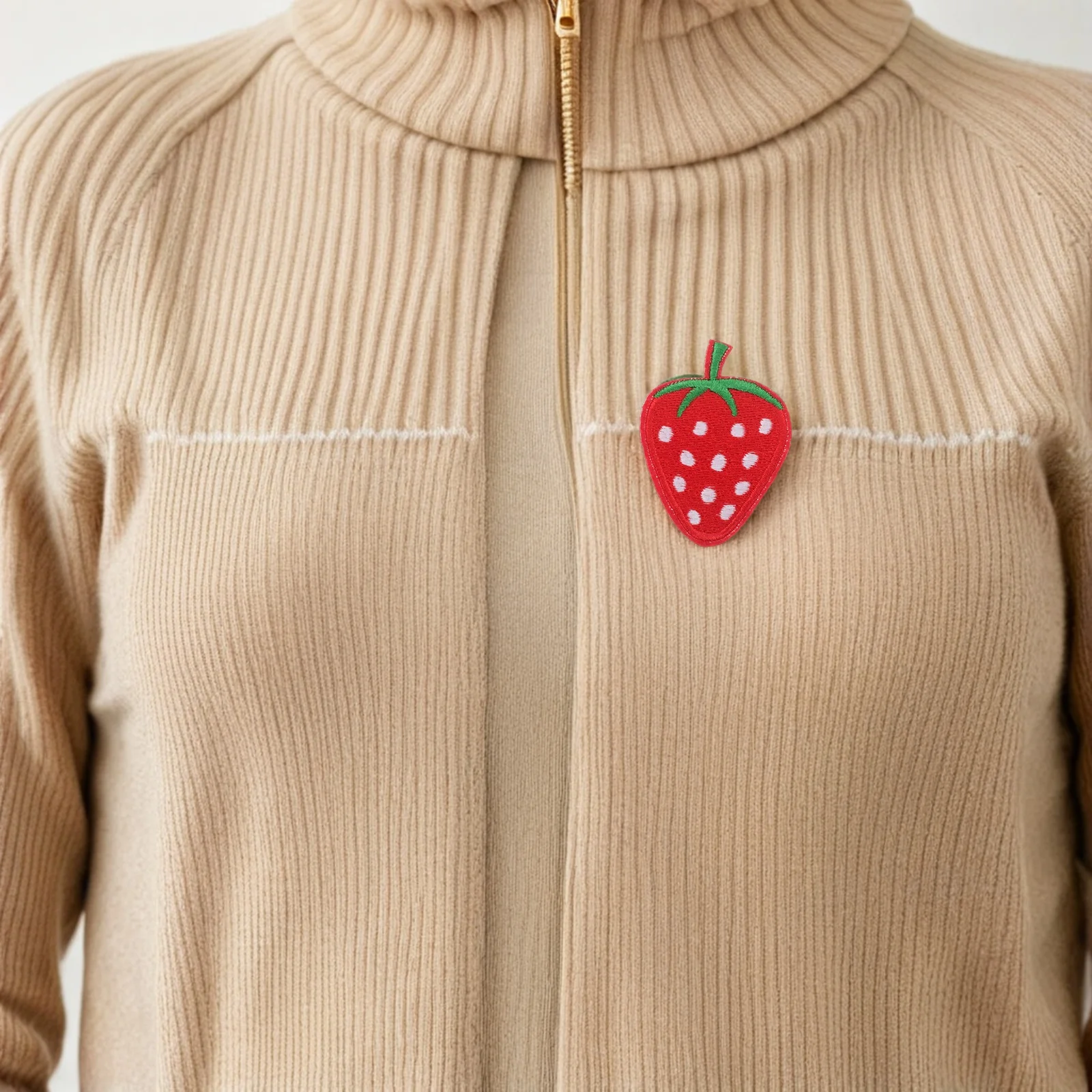 

40pcs Strawberry Embroidery Cloth Patches Iron On Berries Applique Fruit Stable Bright Long Lasting Diy Decorative For Jackets