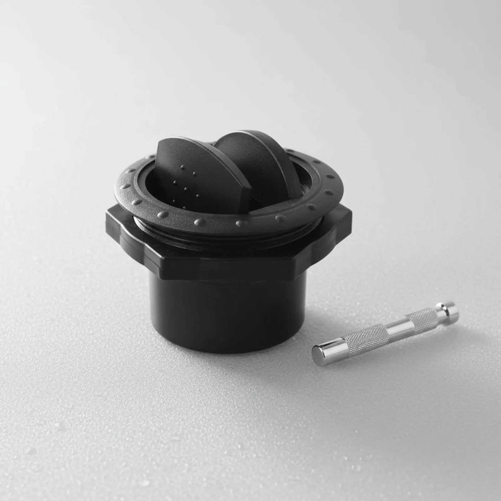 RV Air Cooling Vent 360 Degree Rotatable Round Air Conditioning Vent Dashboard Air Conditioning Outlet Long-Lasting ABS Material