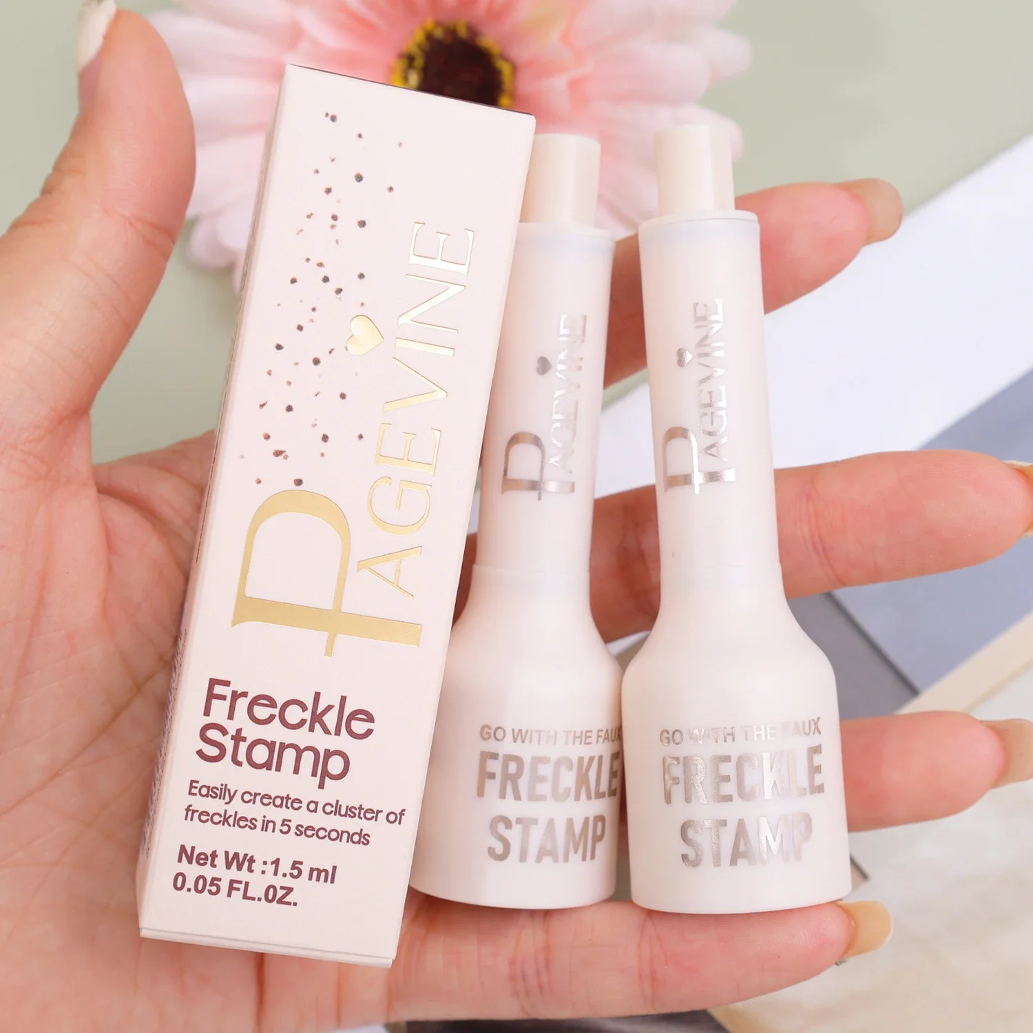 1PC Natuurlijke Simulatie Stempel Sproet Pen Waterdicht Zweetbestendig Zwart Bruin Dot Spot Sproet Potlood Gereedschap Gezichtsmake-up Cosmetisch