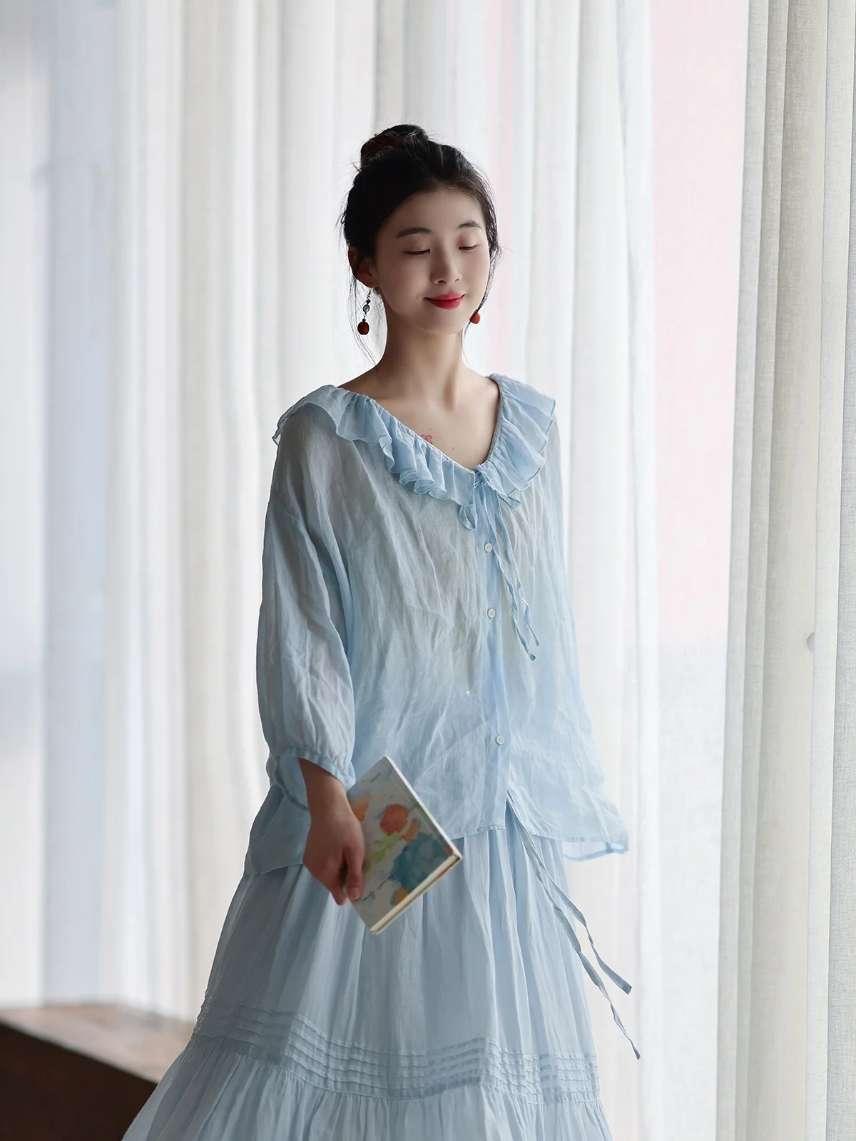 

Moadai Original Women's Shirt Spring Summer New Artistic Flax Seven-Quarter Sleeve Lace Collar Tie Shirt Top Casual Loose Fit