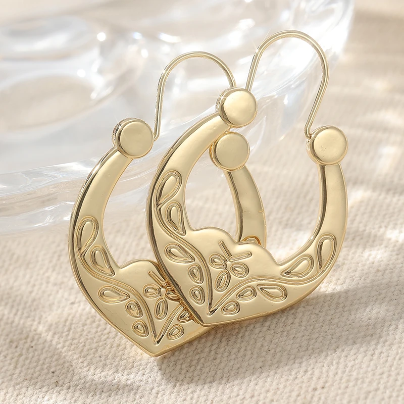 Vintage Classic Hand Carved Textured Golden Plated Hoop Earrings for Women Fashion Temperament Banquet Wedding Jewelry Accessory