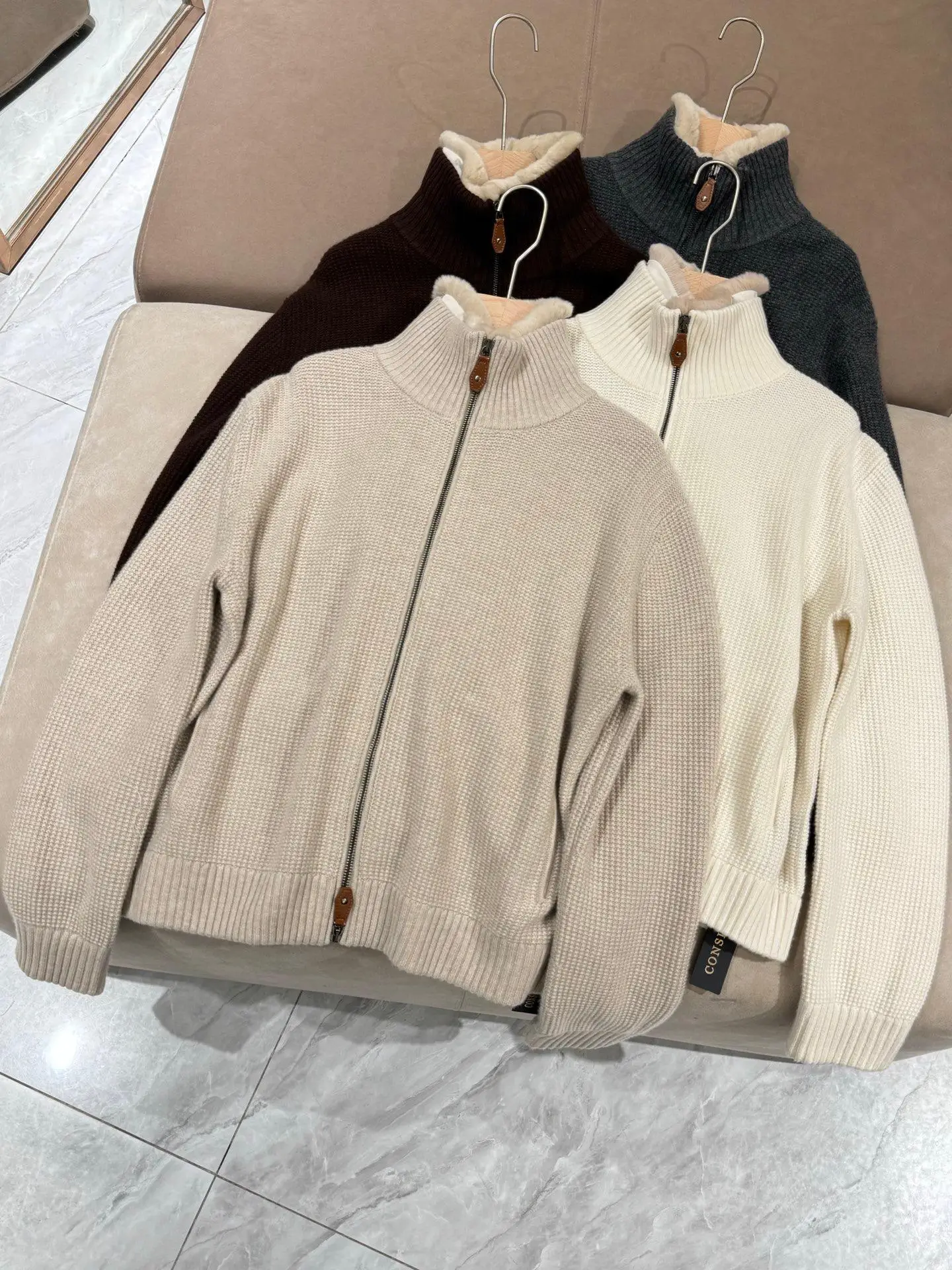 

Женский осенний роскошный кашемировый вязаный кардиган на молнии со съемным воротником из кроличьей шерсти