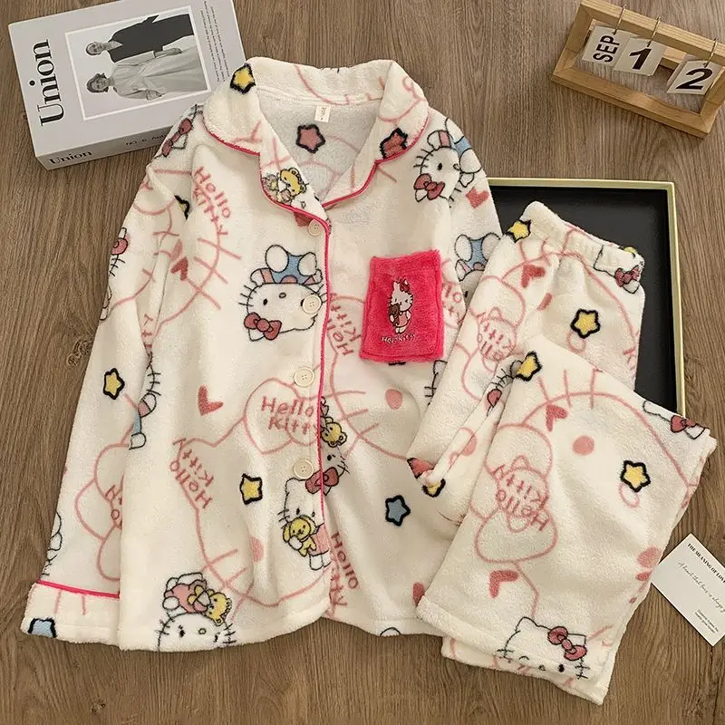 

Женский фланелевой кардиган Hello Kitty 2025 года, пижамный комплект, зимний воротник на пуговицах, вышитый минималистичный повседневный домашний костюм