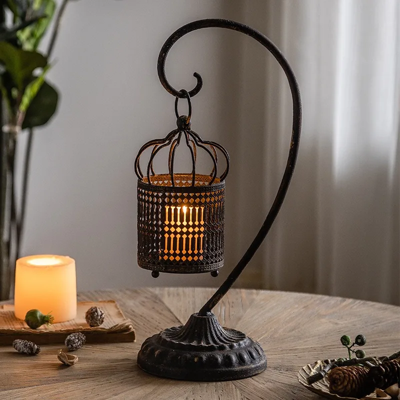 European retro wrought iron candle holder, birdcage home candle ornament, creative jewelry gifts, romantic wedding candlelight