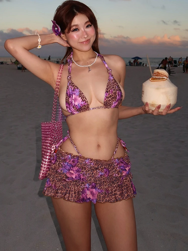 

Leopard Flower Print 3 Piece Set Women Halter Bra+Strap Shorts+Ruched Skirts Vacation Trend Beach Party Bikini Suits