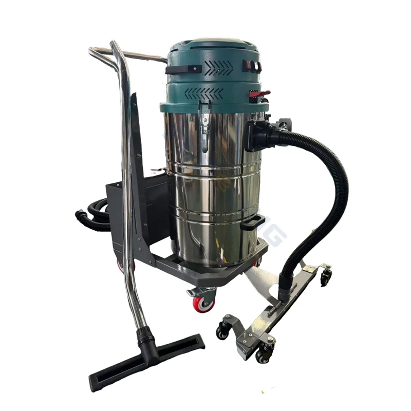 

High-power Portable Battery-powered Industrial Vacuum Cleaners Are Used To Clean Different Areas Of The Factory