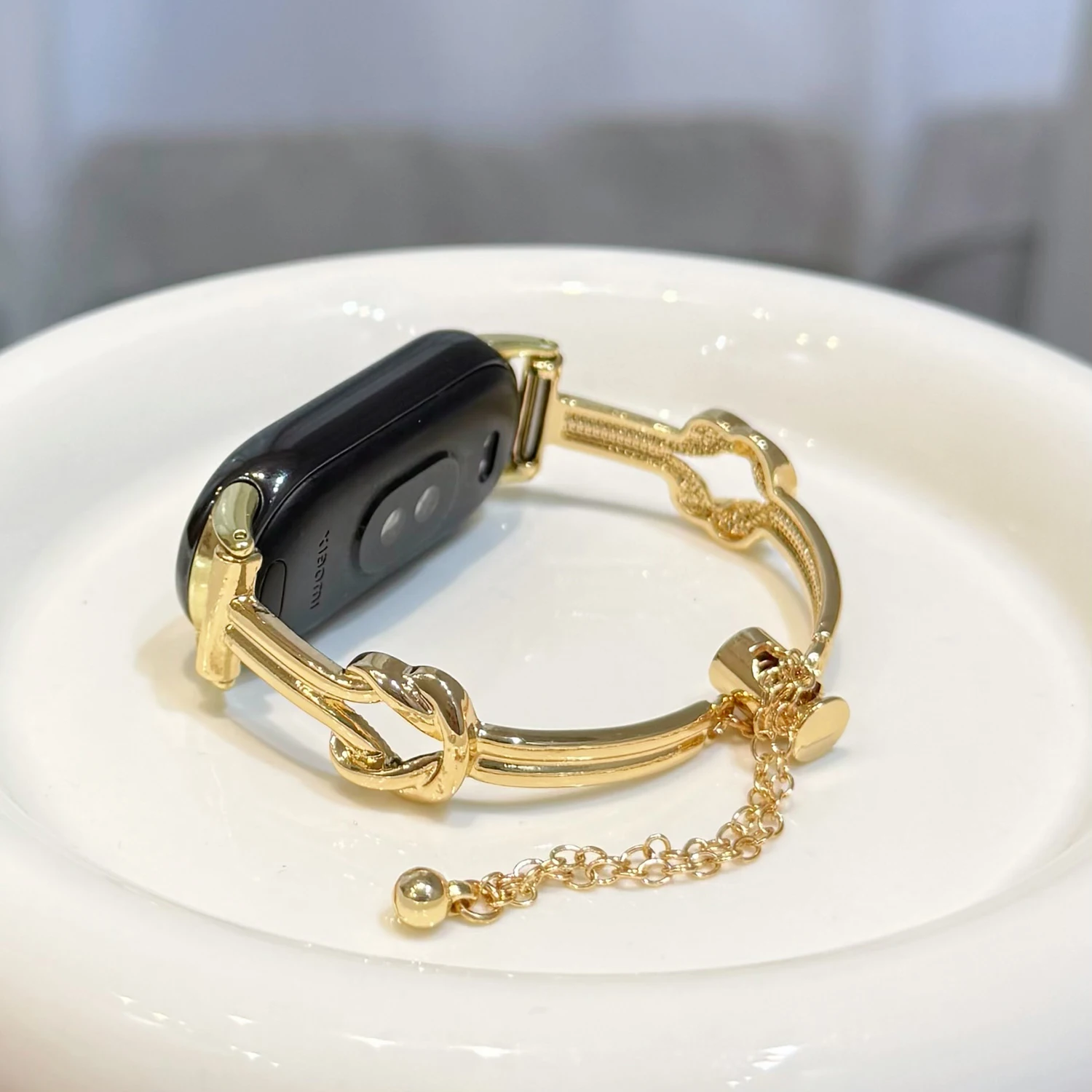 

Для Xiaomi Mi Band 10 8/9 pro, легкий роскошный металлический браслет с кнопками для Redmi Watch 4/5, женский нишевый ремешок для часов 18/20/22 мм