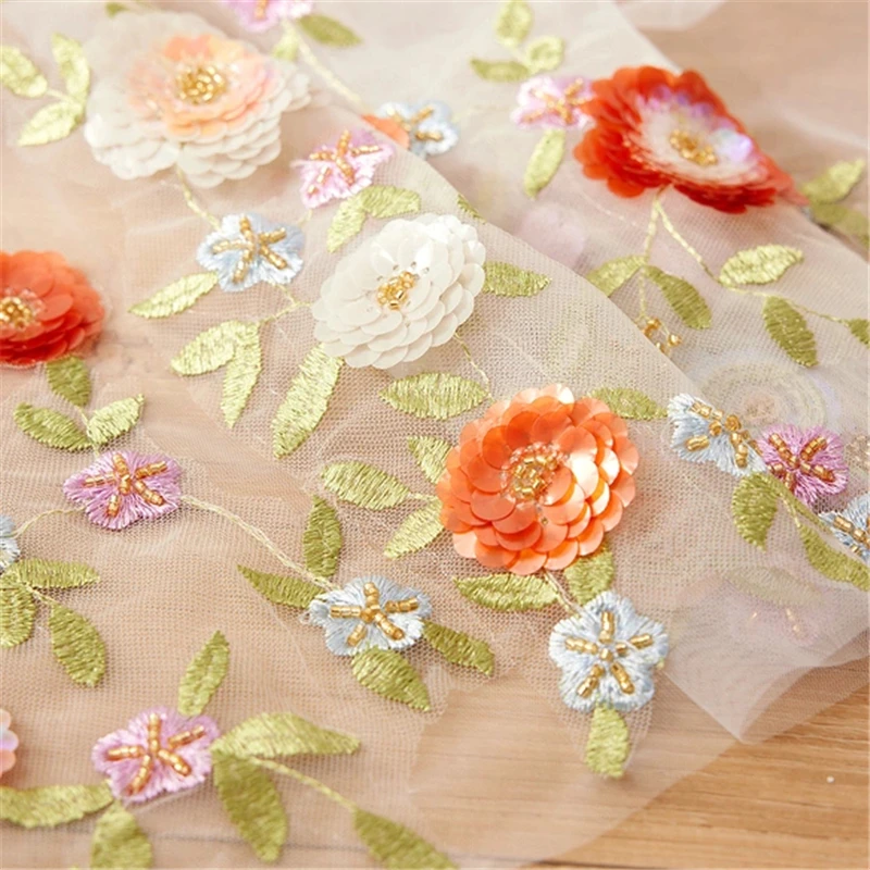 3D Flowers Floral Wedding Bridal Veils With Comb Green Leaves Red Sequins Starry Corleful White Ivory Tulle Short Sparkly Brides