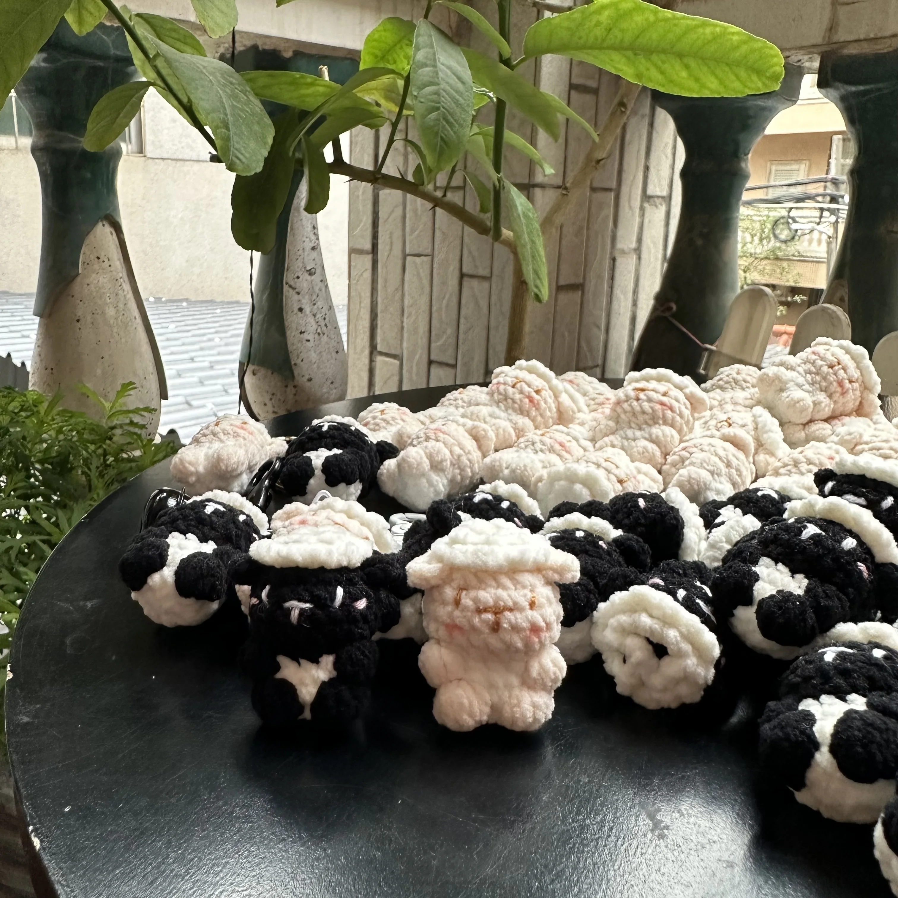 4cm Cute Mini Jelly Lamb Crochet Keychain For Gifts Creative Handmking Cartoon Sheep Doll Knitting Keyring Accessories Wholesale