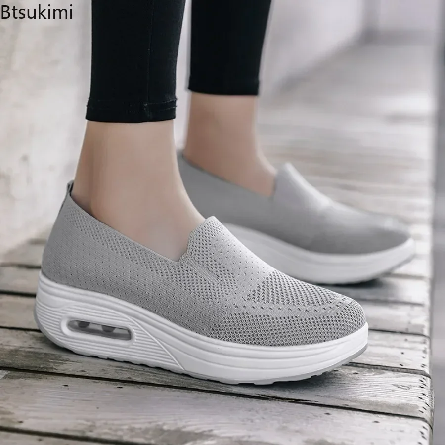 2025 Women's Fashion Vulcanized Sneakers Platform Solid Color Flat Ladies Shoes Casual Breathable Wedges Ladies Walking Sneakers