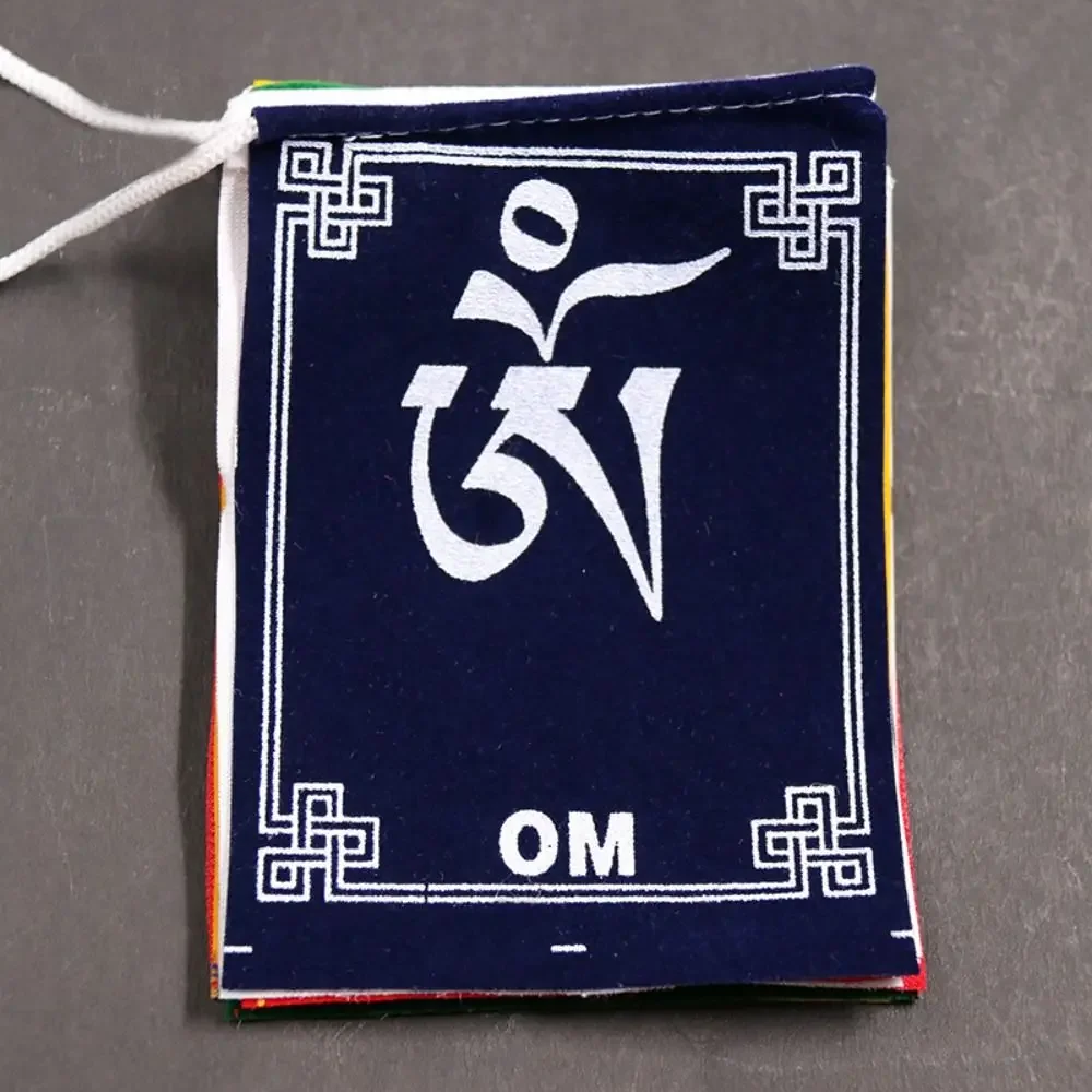 10pcs/string Tibet Guanyin Six Characters Mini Colorful Prayer Flags Five Colors Flannel Horse Flag Buddhist Ceremony Flag Eaves