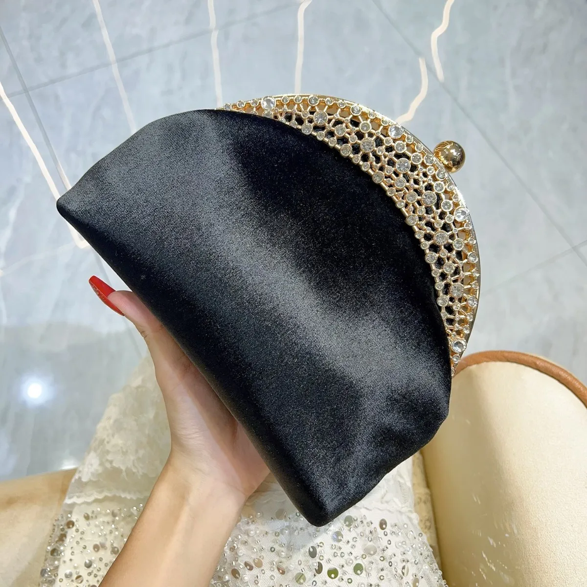 

New women's suede clutch bag famous high-end clutch bag one-shoulder crossbody women's bag diamond-set dinner bag