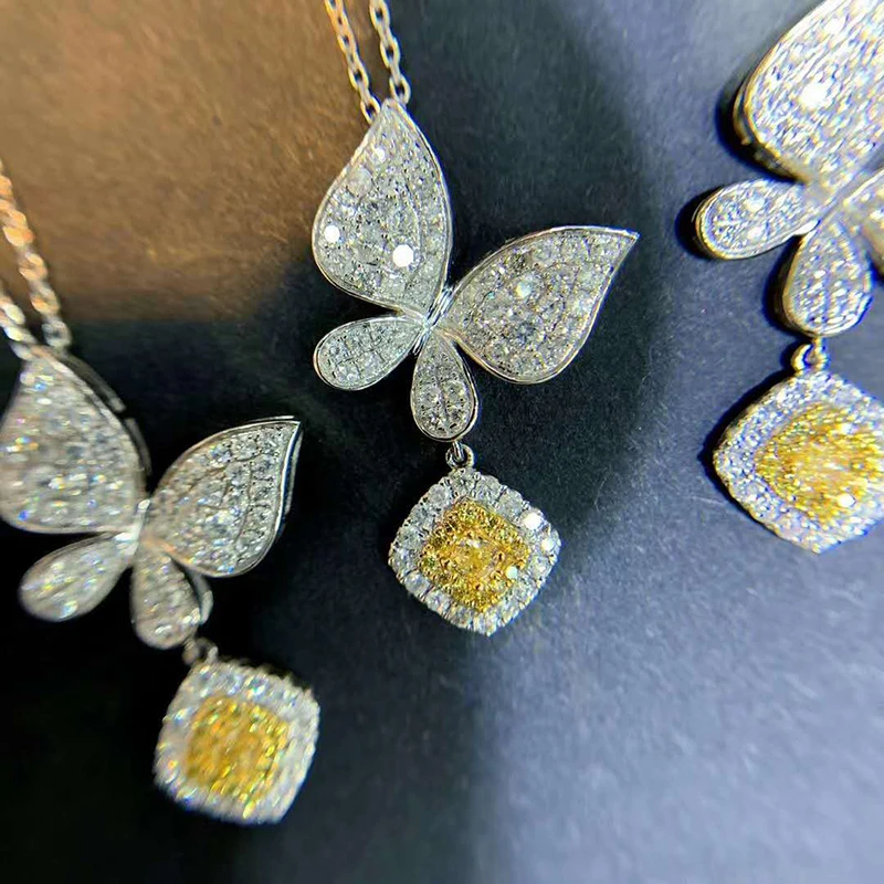 18k Au750 Gold Natural yellow and white diamond 0.75Ct butterfly Necklace Wedding Party Engagement Anniversary Fashion Elegance