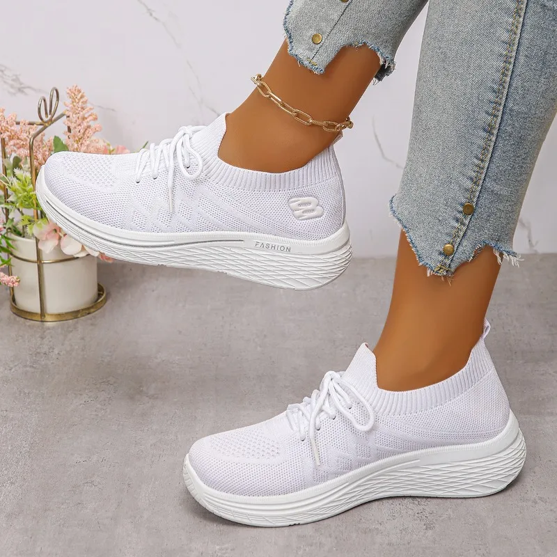 

Новинка 2025, женские противоскользящие легкие туфли на плоской подошве большого размера, дышащая повседневная спортивная обувь с сеткой, обувь для бега и ходьбы