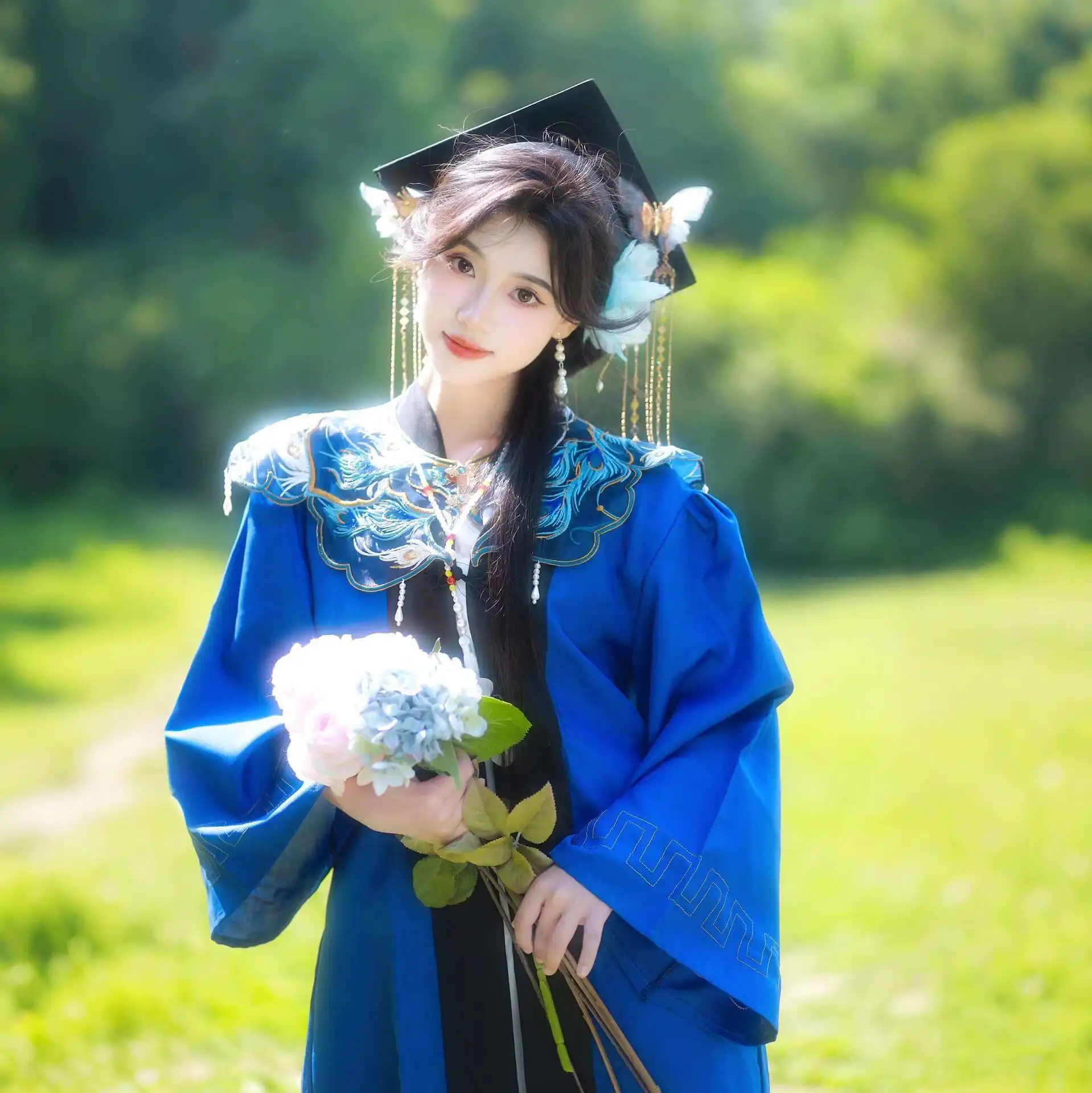 

New Chinese Style Cloud Shoulder Academic Dress College Student Graduation Photo Tassels Shawl Hanfu Accessories Butterfly