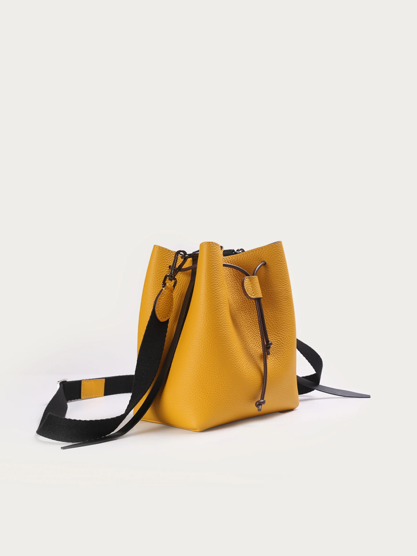 Customizable Leather Drawstring Shoulder Bag for Women and Men  Adjustable Strap  Designer Cinch Crossbody Bag  Personalized Gif