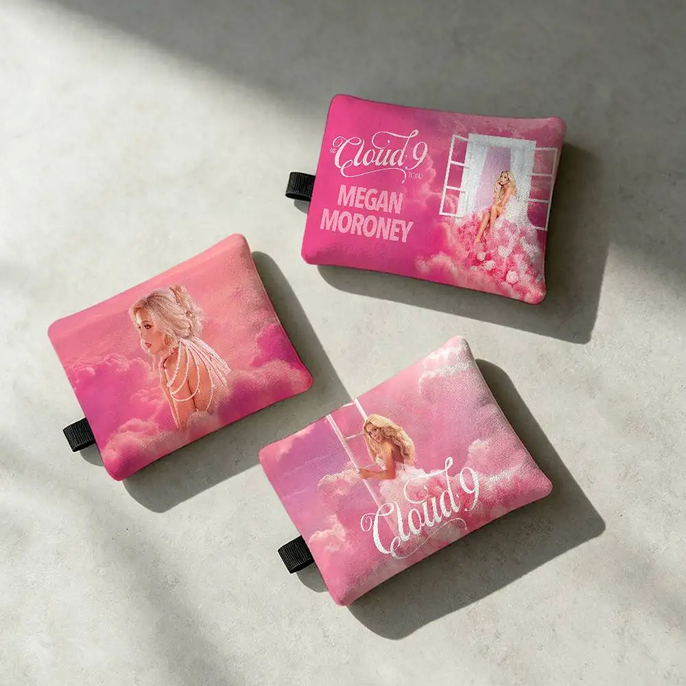 Singer M-Megan Moroney Mini Hanging Oxford Cloth Coin Bag Durable Zipper Key Card Pouch With Carabiner
