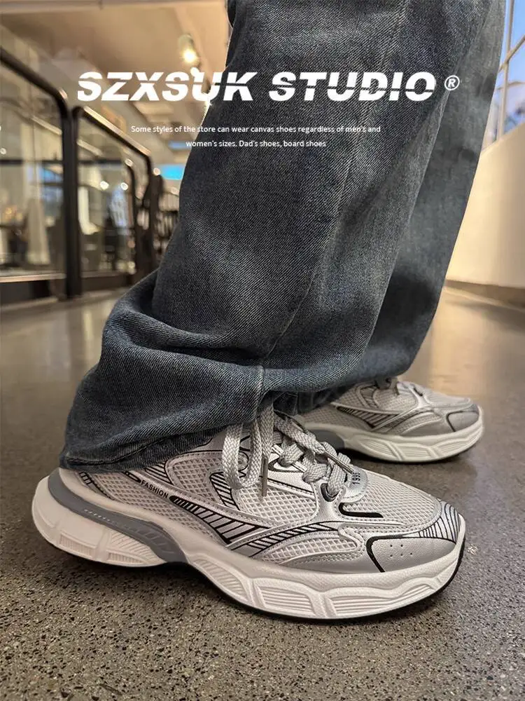 

Man Casual Sneaker 2025 New Men's Sports Chunky Shoes Niche Thick Soled Versatile Casual Walking Shoes