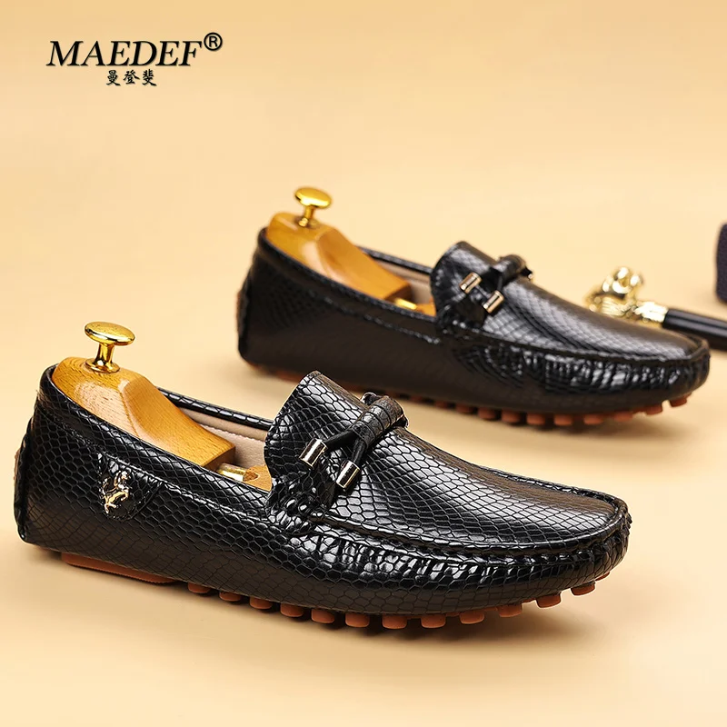 2026 Men's Summer Loafers Men Handmade PU Leather Loafer Casual Driving Flats Slip-on Shoes Luxury Comfy Moccasins White Loafers
