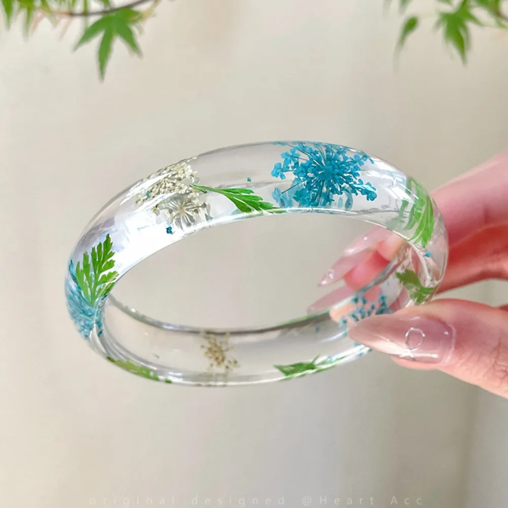 

Creative Bohemian Acrylic Bangle Wide Resin Natural Dried Flower Bracelet Plant Jewelry Accessories Big Cuff Bangle Girls