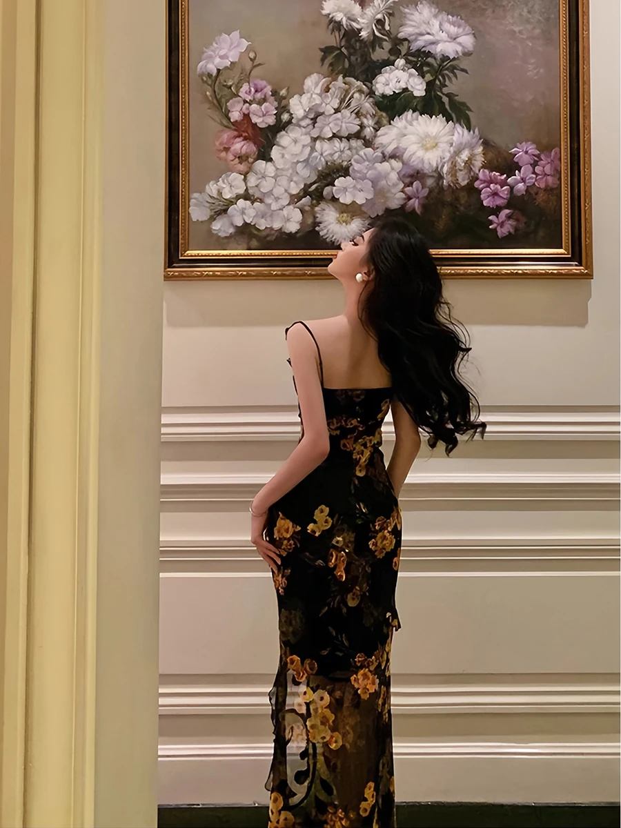 ReddaChic Damska Sukienka z Szyfonu w Kwiaty z Falbankami, Krótkie Rękawy, Kwadratowy Dekolt, Top na Ramiączkach, Rozcięcie, Długa Sukienka typu Rybka, Letnia Odzież w Stylu Boho