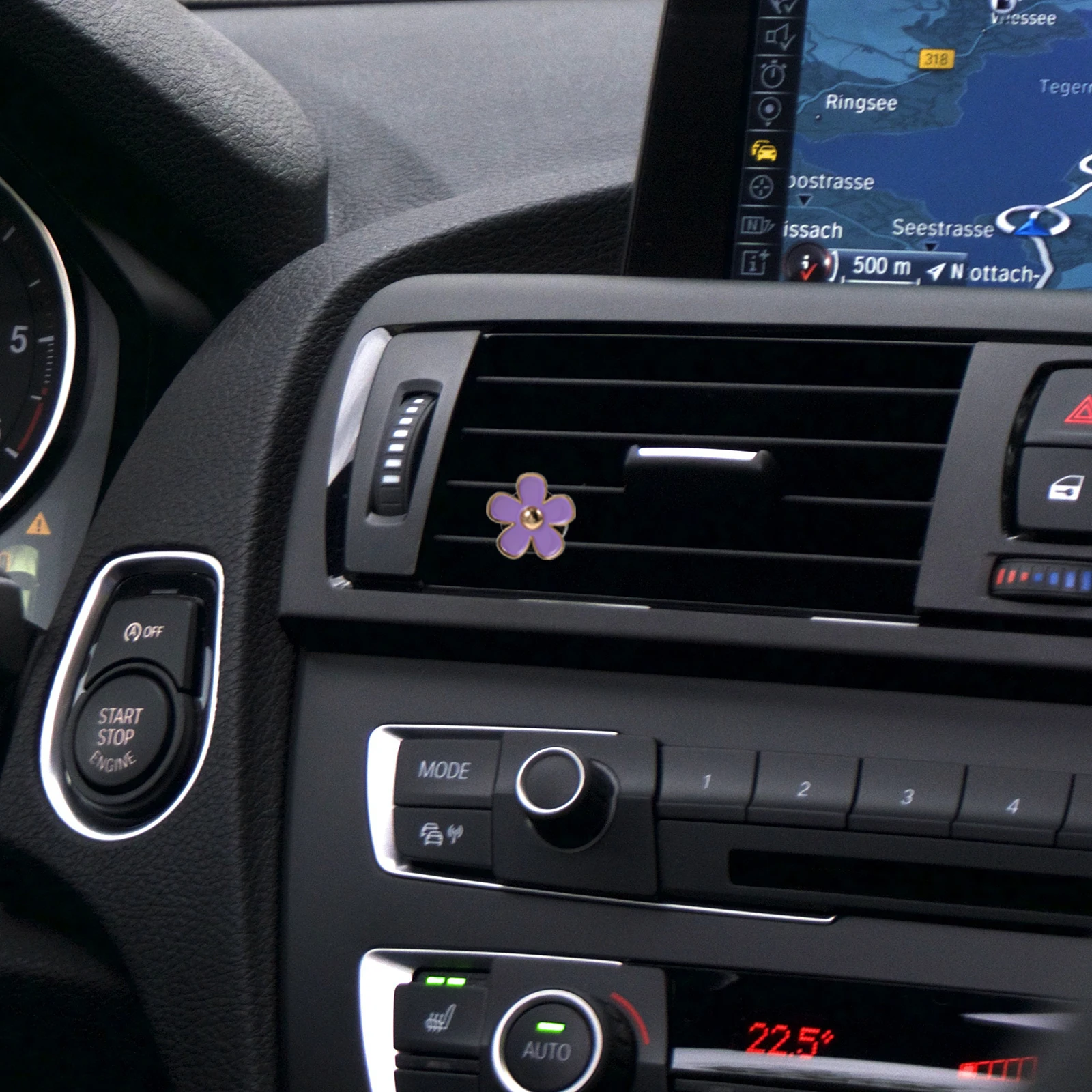 

4pcs Mini Daisy Car Perfume Metal Aroma Clip Durable Vent Decor Creative Auto Diffuser Outlet Freshener Cute Car Air Freshener