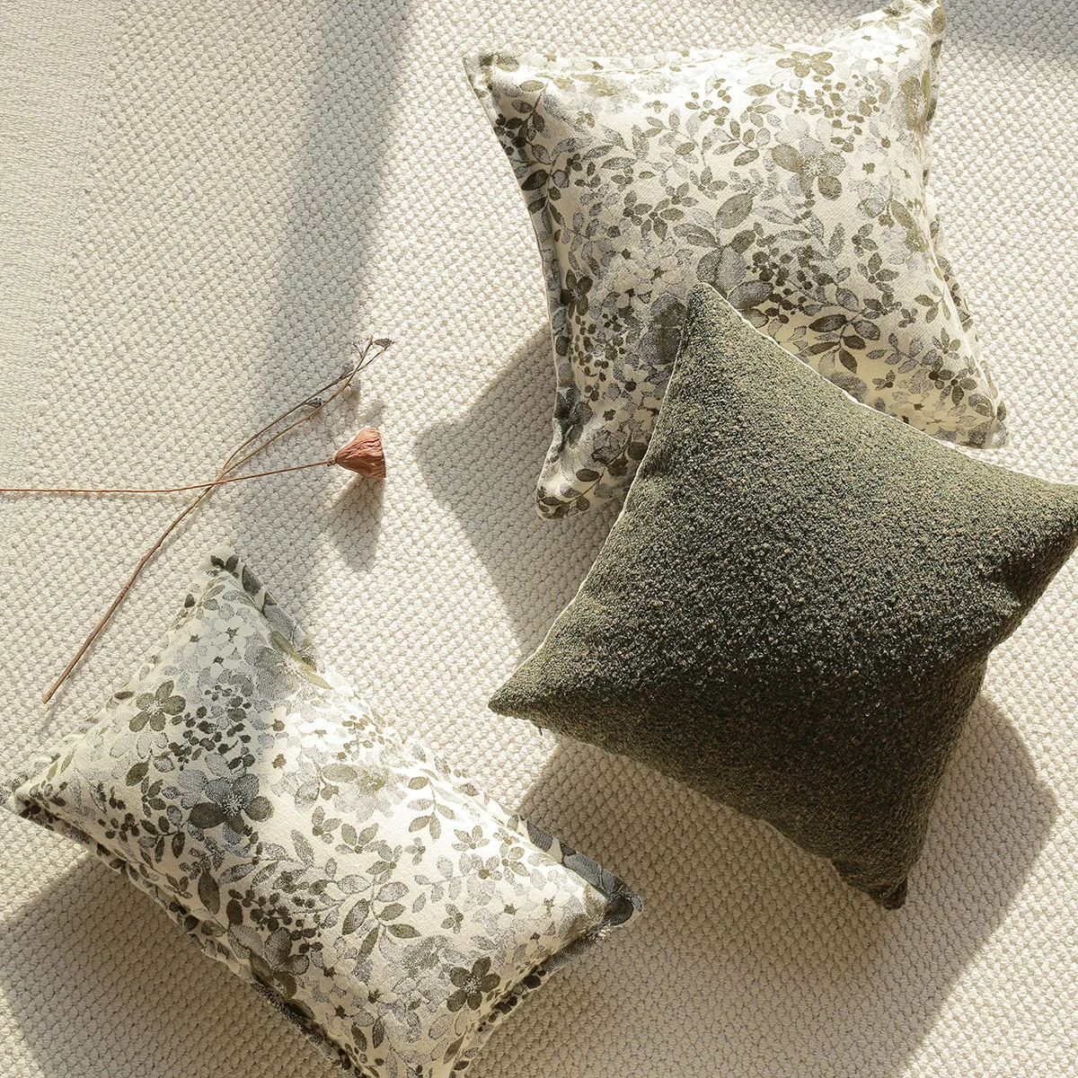 

American Retro Floral Jacquard Cushion Case Green Coffee Premium Chenille Pillow Covers Decorative Modern Living Room Home Decor