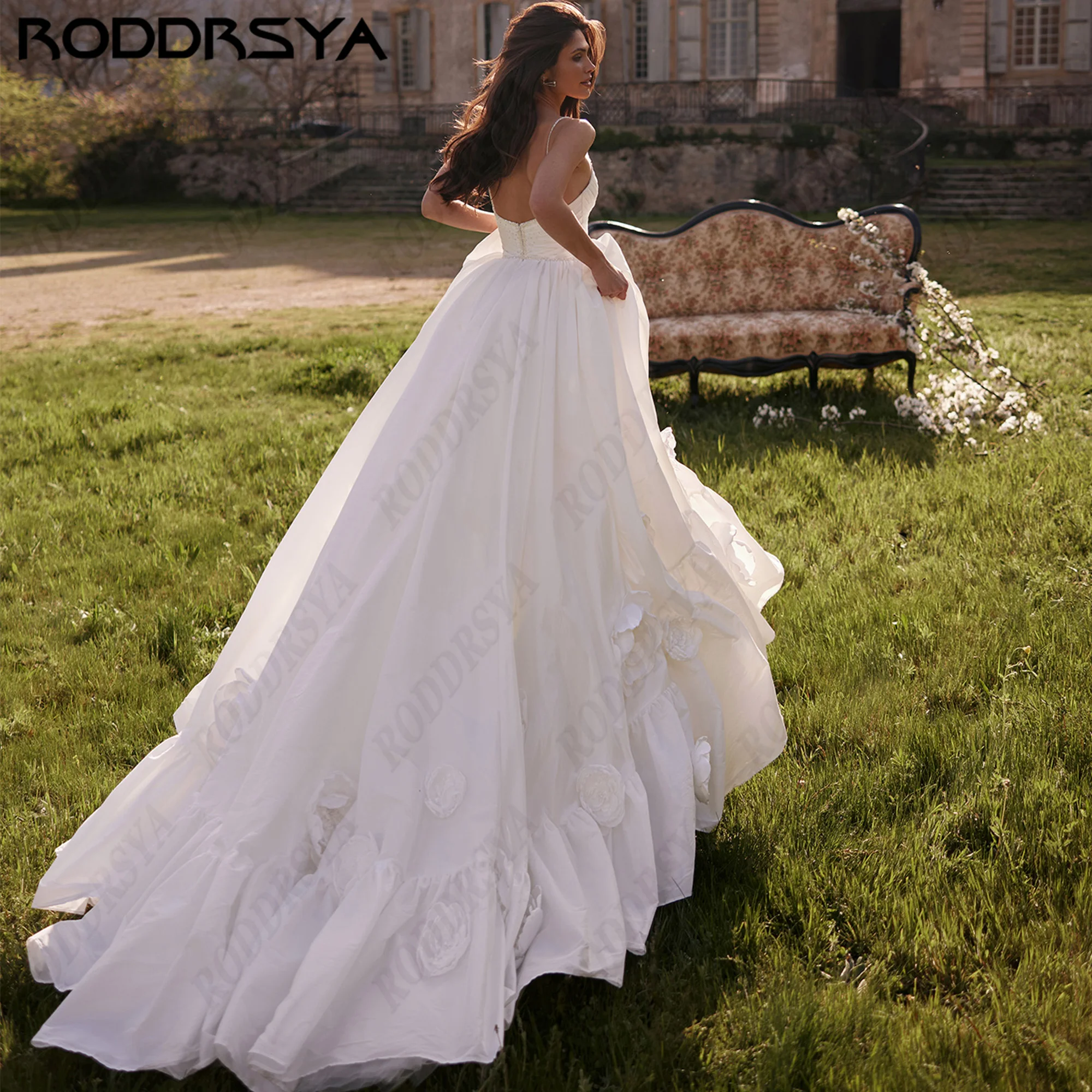 RODDRSYA 3D Flowers Tulle A-Line Wedding Dressn Elegant Sweetheart Bridal Gown Spaghetti Strap Backless Bride Dresses Customized