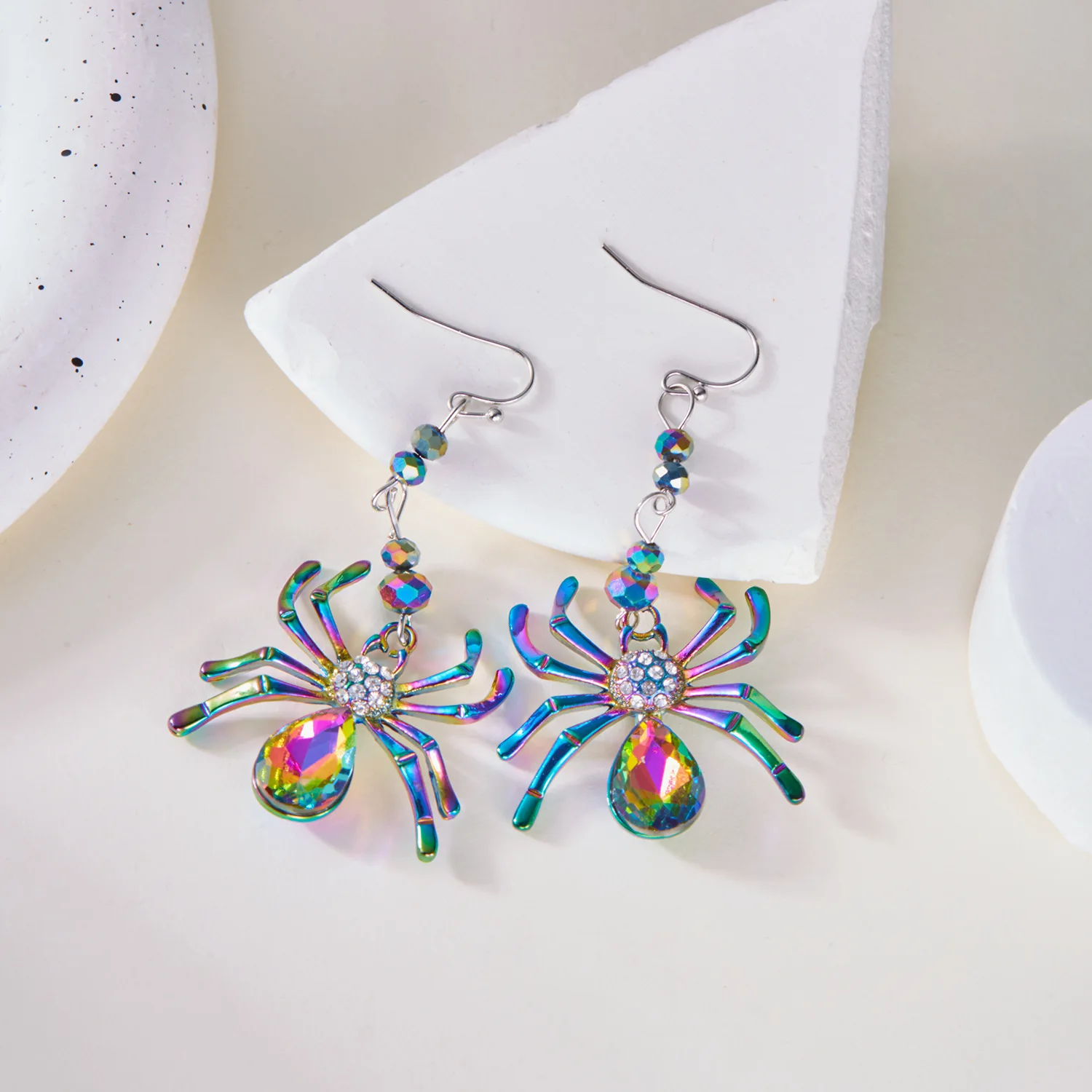 Europe and the United States new spider earrings women's holiday style all Halloween creative spider earrings all match view 4