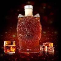 350ml Wolf Head Crystal Whiskey Decanter, Luxury Home Bar Decor with Gift Box for Whisky Lovers & Collectors