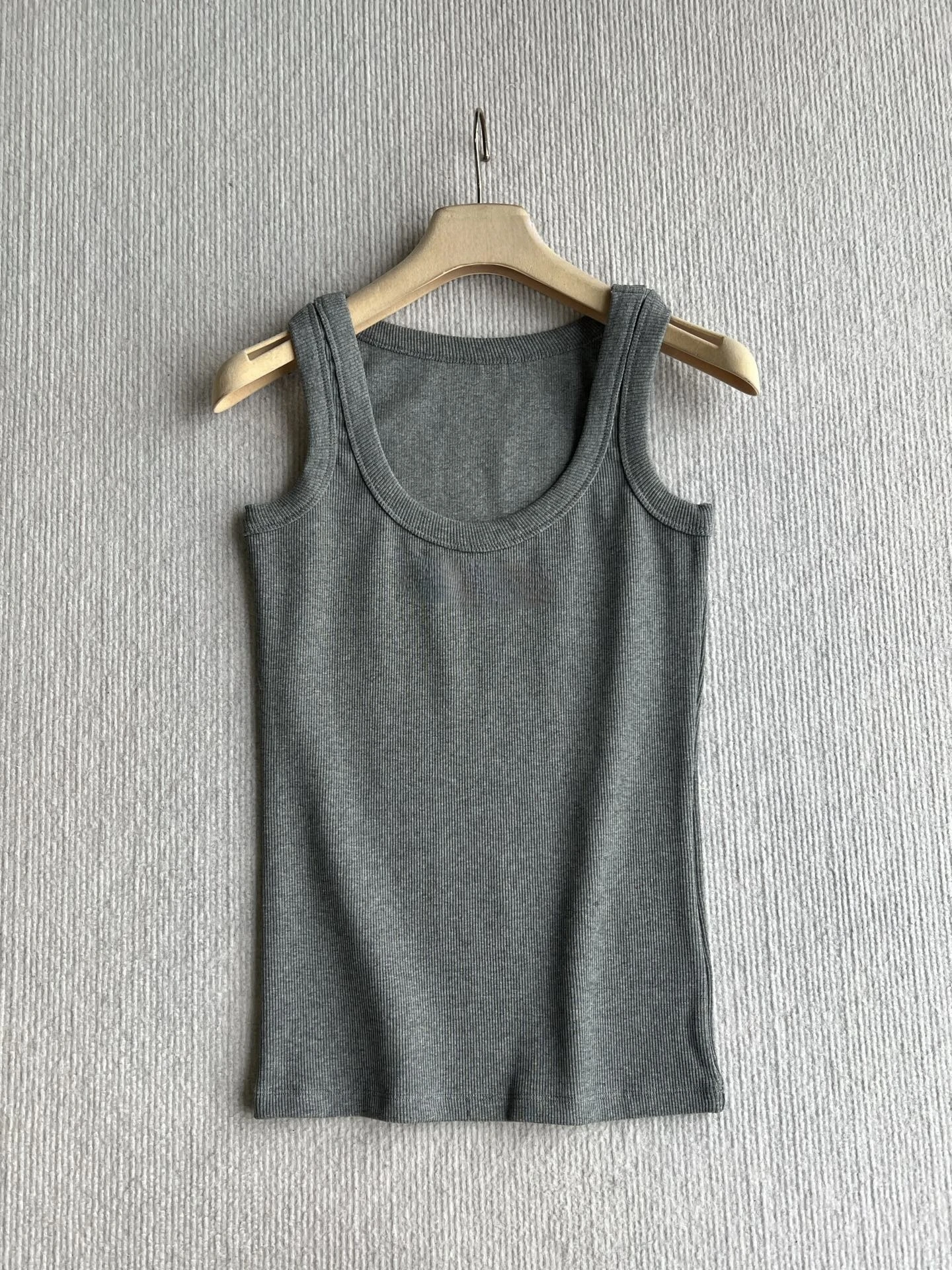 

Slimming round Ne Svel Vest Top Comfortable Base Layer irt Faionable Versatile Women's Cotton Polyester Blend o...