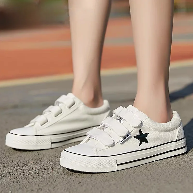 Warrior Men's Low-Top Canvas Shoes with Magic Tape Casual Footwear for Students And Adults Breathable round Toe Flat Heel