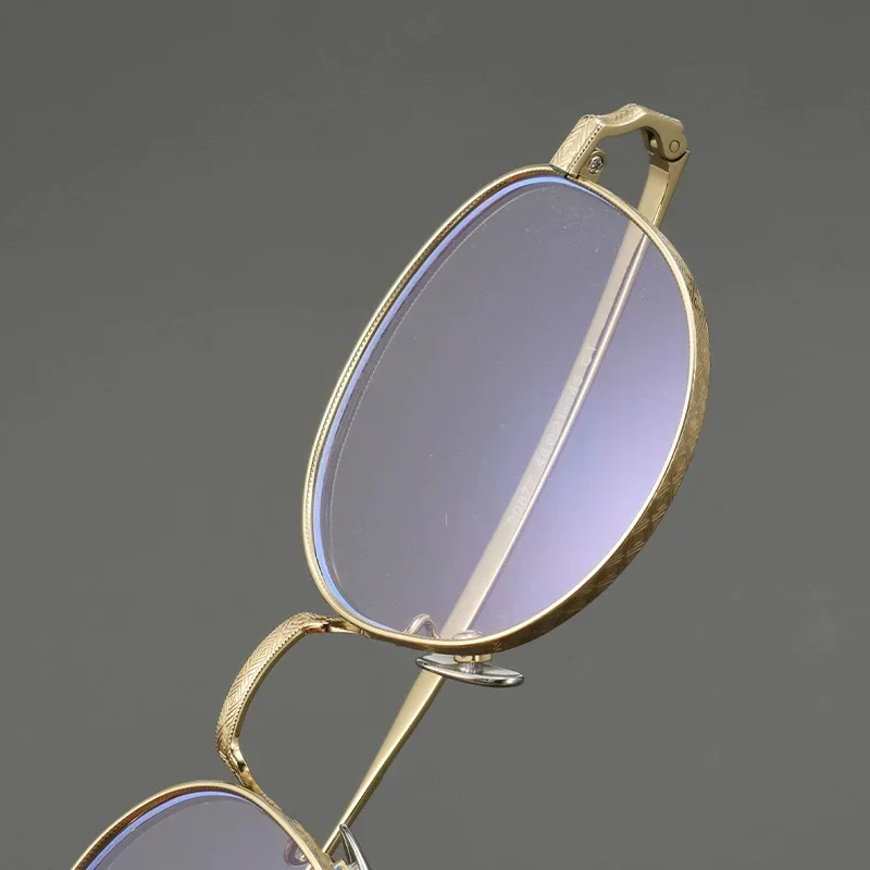 KIZN إطار من التيتانيوم النقي النظارات البصرية النساء النظارات الطبية الرجال مكافحة الأزرق اللونية قصر النظر النظارات المستديرة