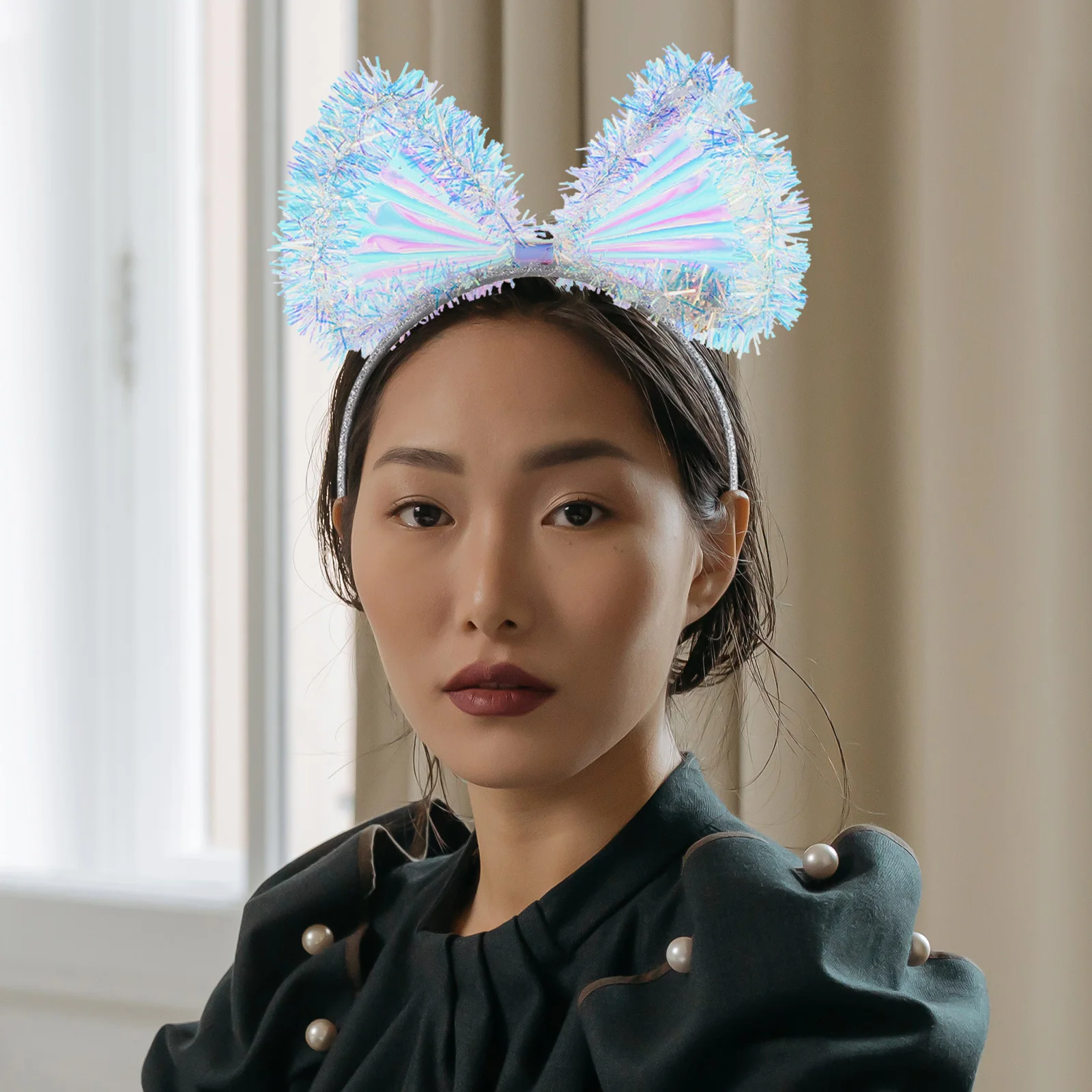 

Bowknot Headband Shiny Silk Flower Glitter Gold Accent Cute Girl Party Hairband Festival Performance Kids Hair Accessory Decor