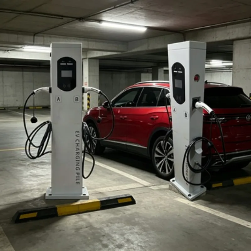 200kW DC Ultra Fast Charging Pile EV Charger CCS2 Double Gun for Electric Bus Logistics Center